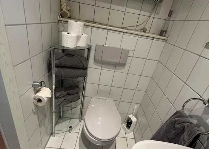 Privat bolig 1 Inkl Eigenem Bad Und Parkplatz *